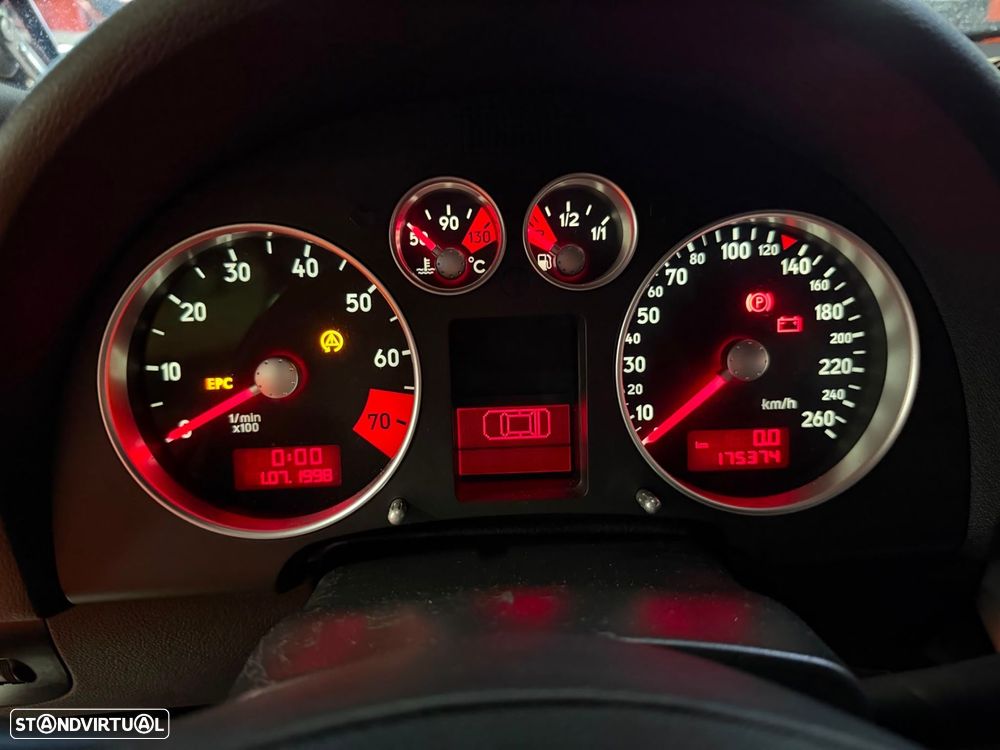 Audi TT Coupé 1.8 T S-line - 14
