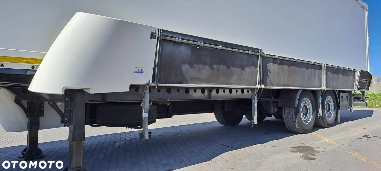 Wielton Naczepa furgon - 13