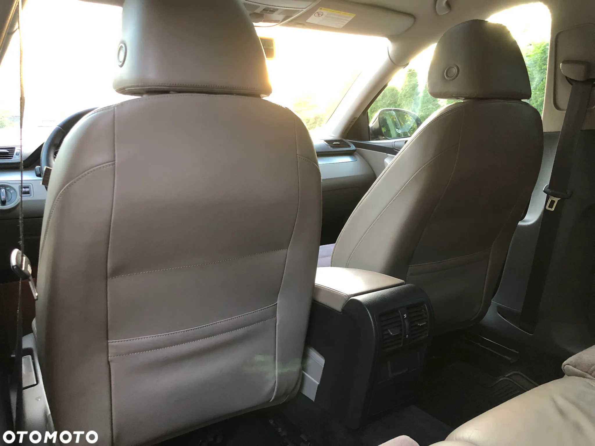 Volkswagen Passat Variant 2.0 TDI DPF DSG Highline - 15