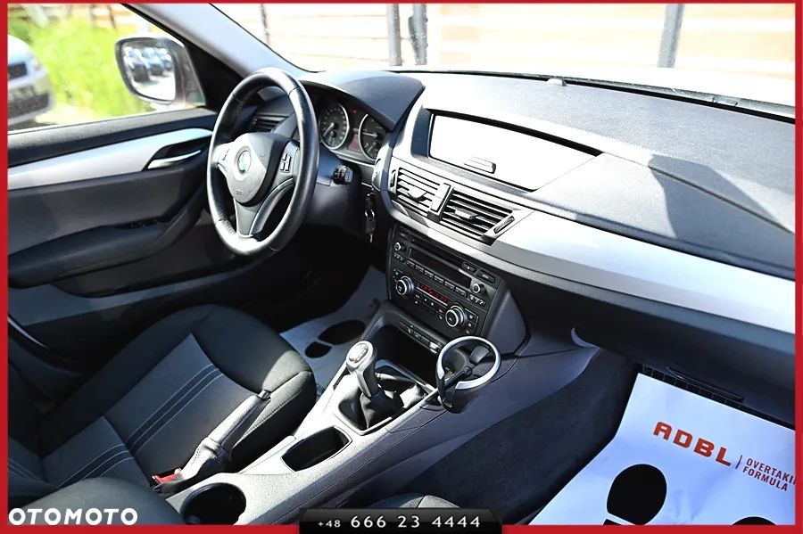 BMW X1 sDrive18d xLine - 16