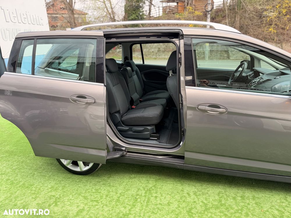 Ford Grand C-Max - 4
