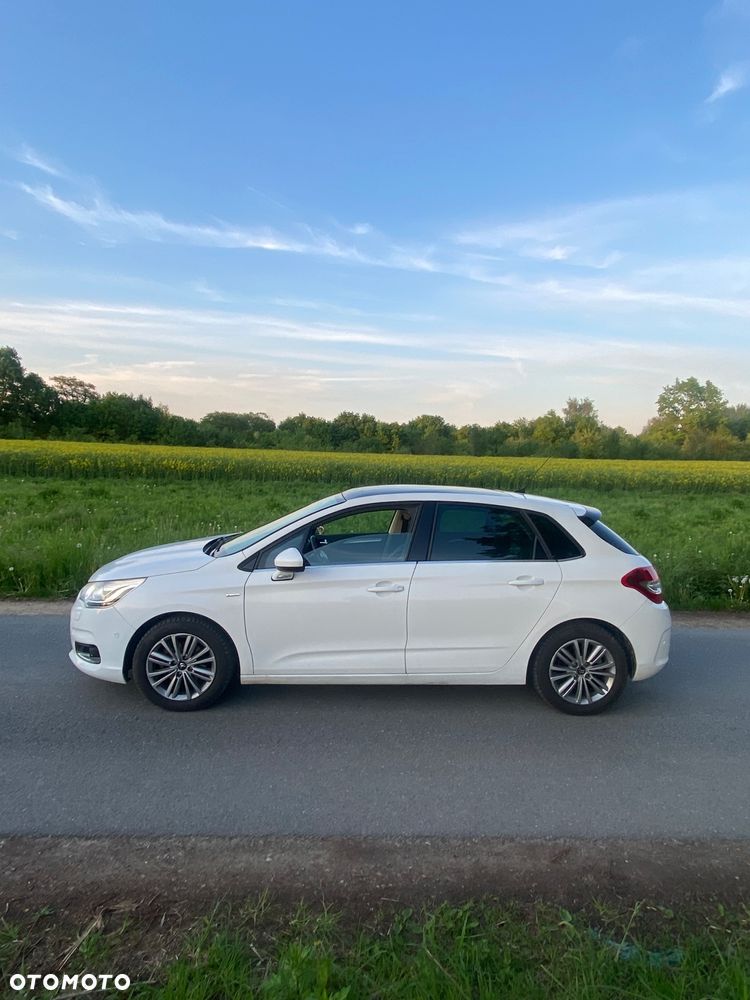 Citroën C4 1.6 VTi Equilibre Pack Navi - 2