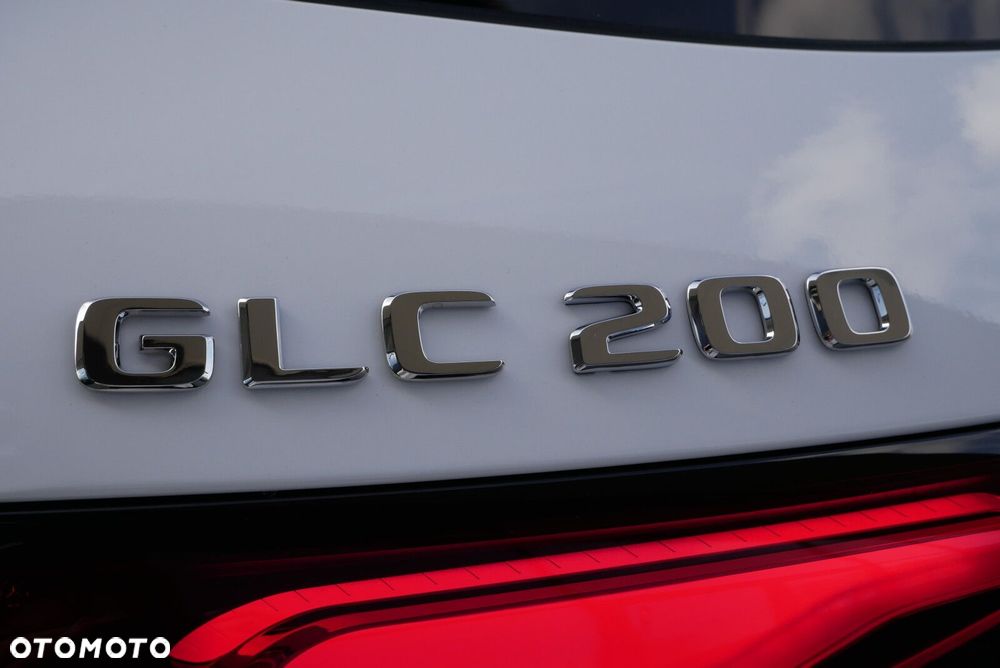 Mercedes-Benz GLC - 28