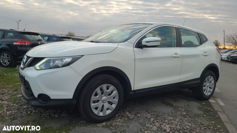 Nissan Qashqai - 1