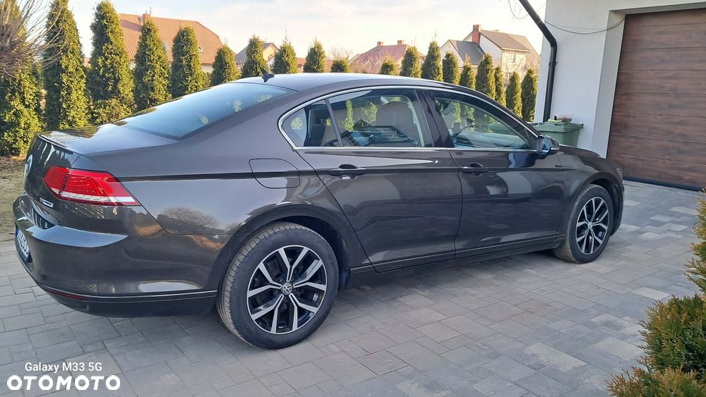 Volkswagen Passat 1.6 TDI BMT Comfortline - 8