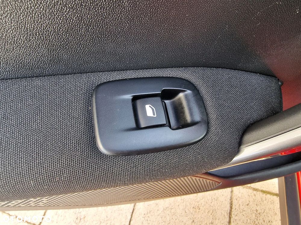 Peugeot 2008 PureTech 110 GPF Stop&Start EAT6 Style - 10