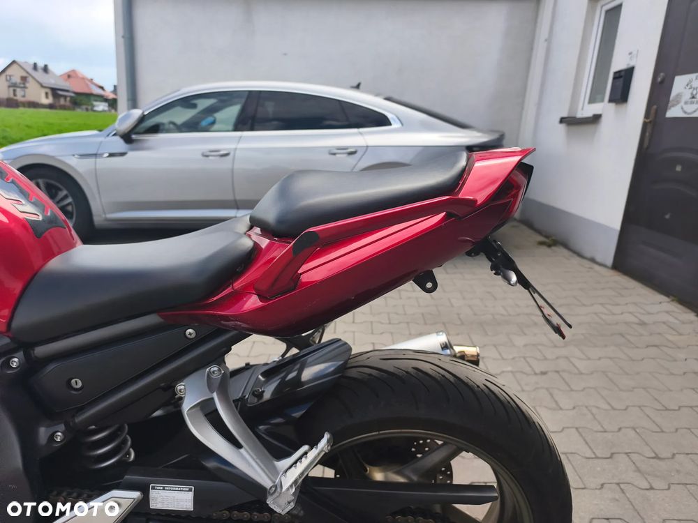 Yamaha FZ - 13