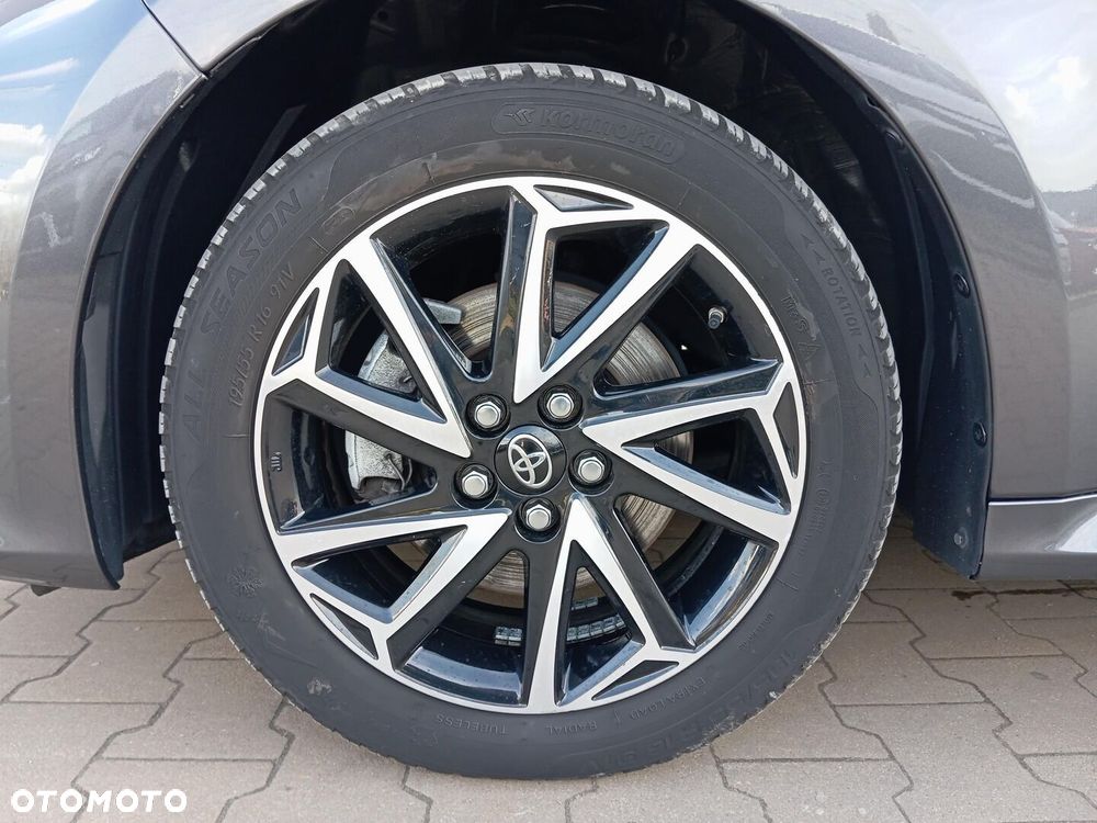 Toyota Yaris - 24