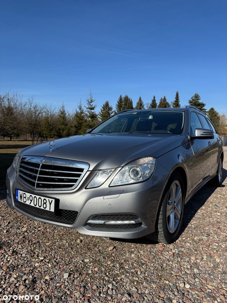 Mercedes-Benz Klasa E 250 CDI DPF 4Matic BlueEFFICIENCY 7G-TRONIC - 3