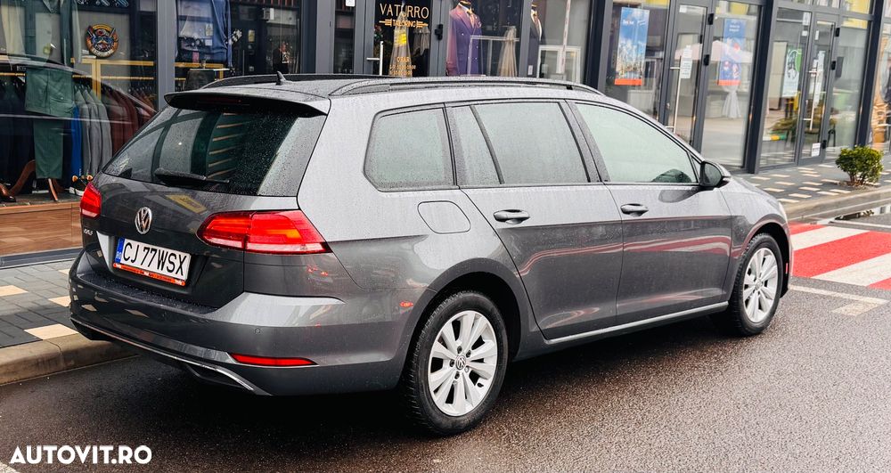 Volkswagen Golf 1.6 TDI DSG Highline - 4