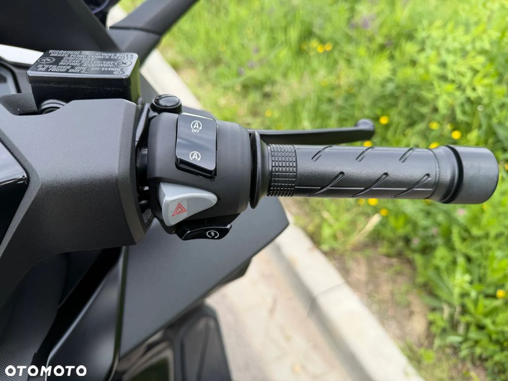 Honda NSS - 15