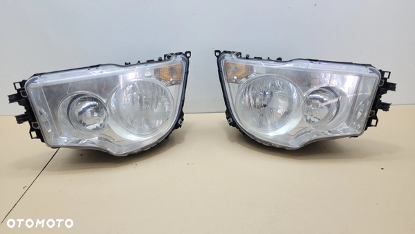 Lampa Mercedes Actros MP4 lewa prawa a9608201939 a9608201839