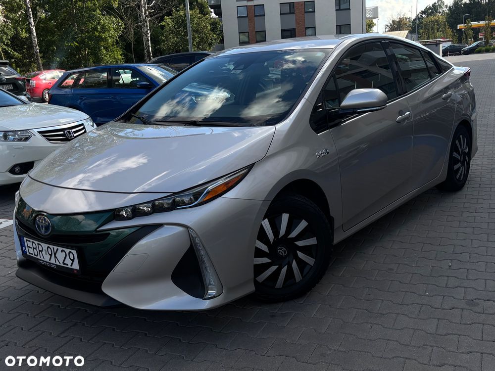 Toyota Prius 1.8 Hybrid Prestige - 4