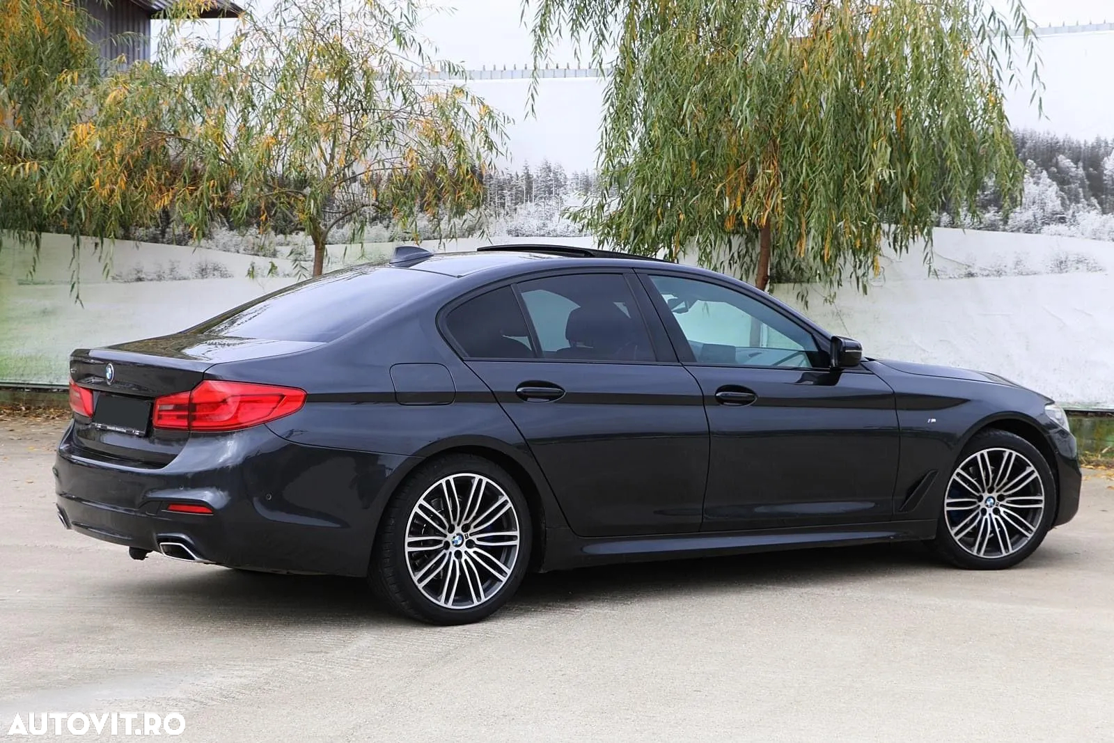 BMW Seria 5 520d xDrive AT - 3