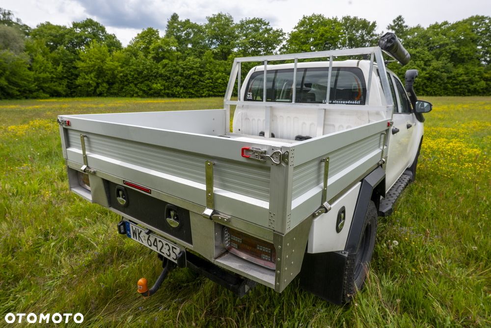Toyota Hilux - 3