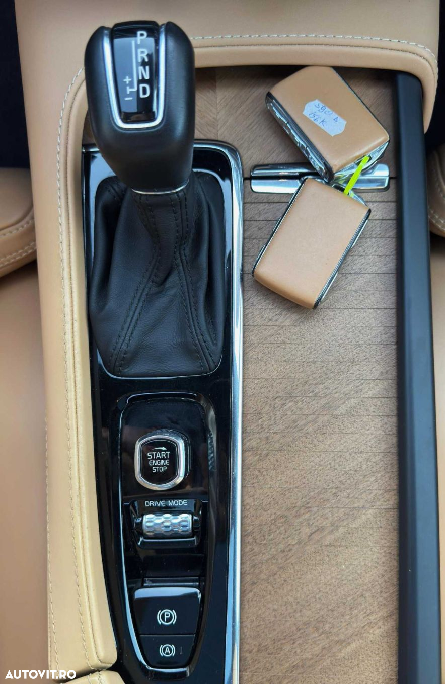 Volvo S90 D4 Inscription - 25