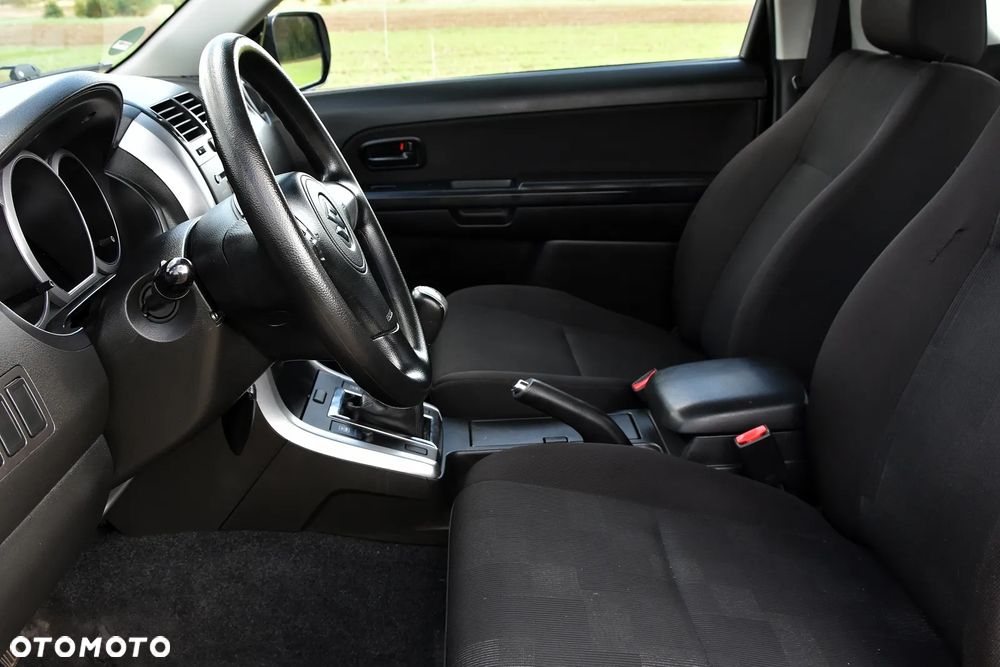 Suzuki Grand Vitara - 13