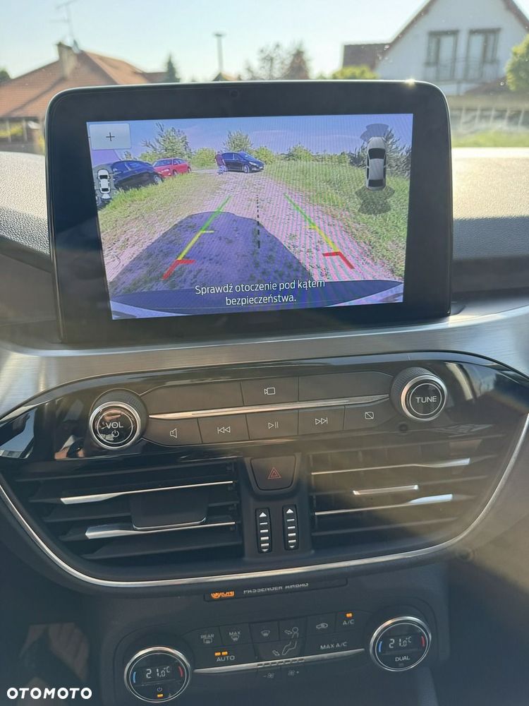 Ford Kuga - 21
