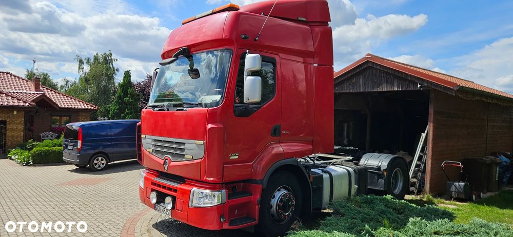 Renault Premium - 2