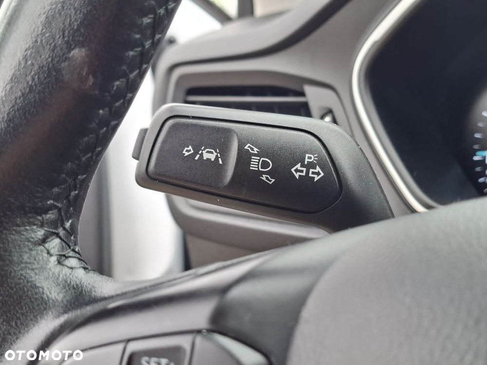 Ford Focus 1.0 EcoBoost Trend Edition Business - 31