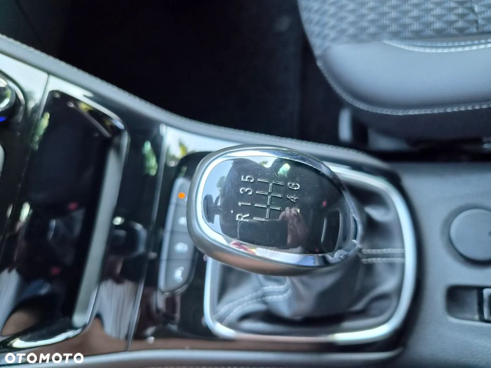Opel Astra 1.4 Turbo Innovation - 22