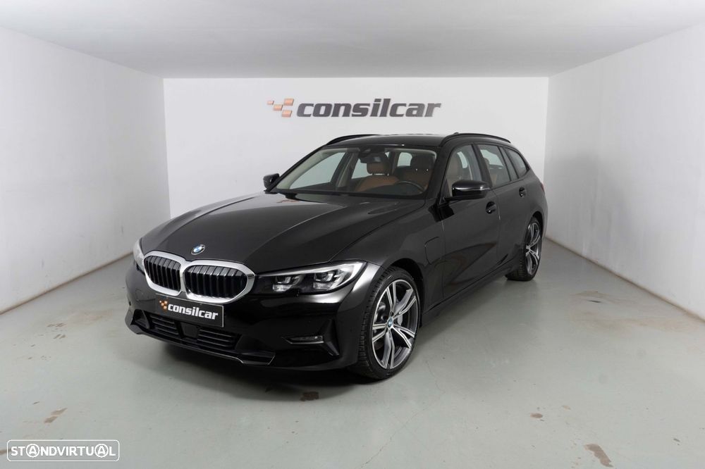 BMW 330 e Line Luxury Auto - 2