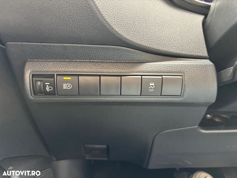 Toyota Corolla 2.0 Business Edition - 18