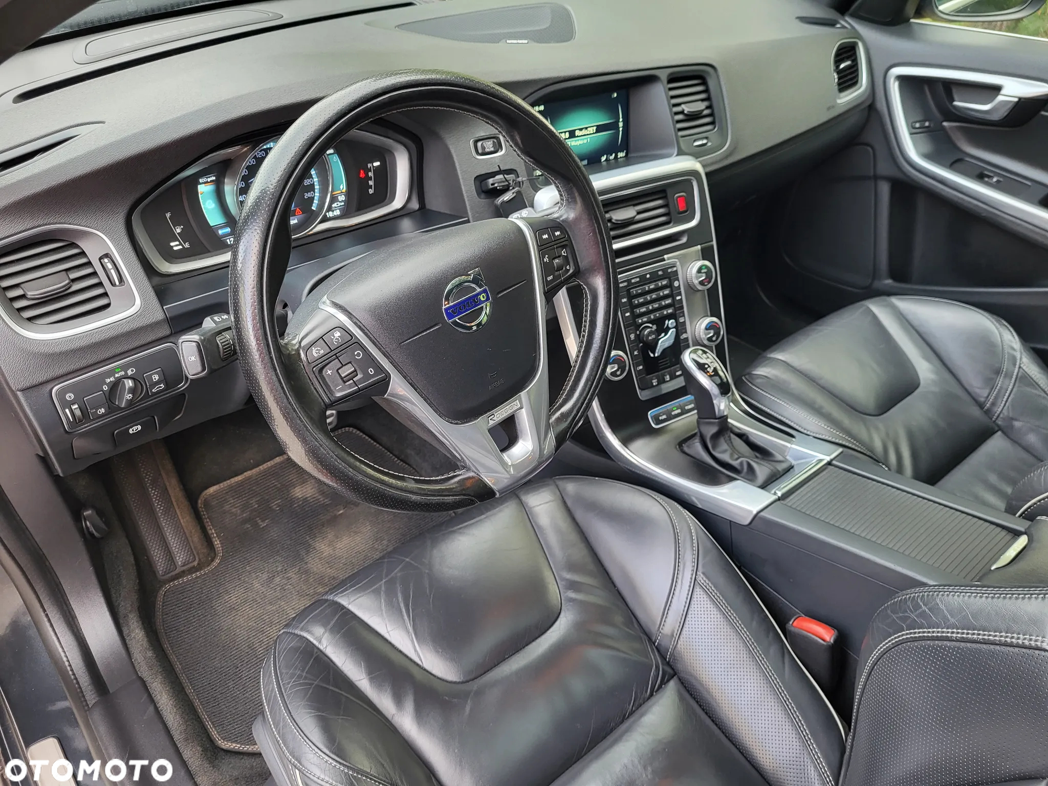 Volvo V60 D5 R-Design Ocean Race - 22