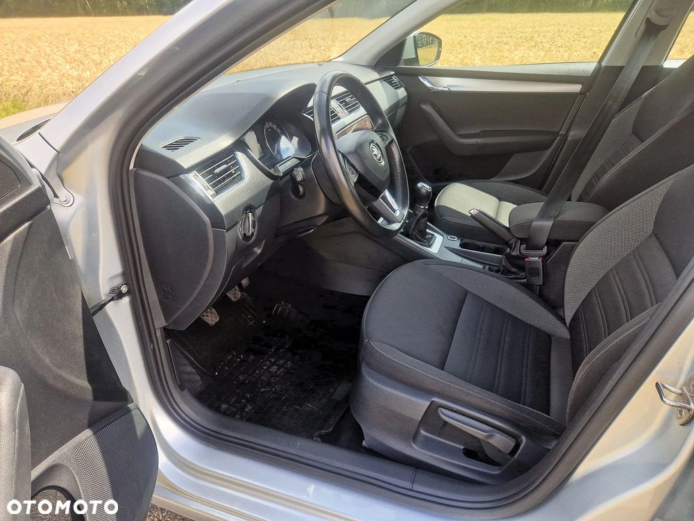 Skoda Octavia 2.0 TDI Ambition - 9