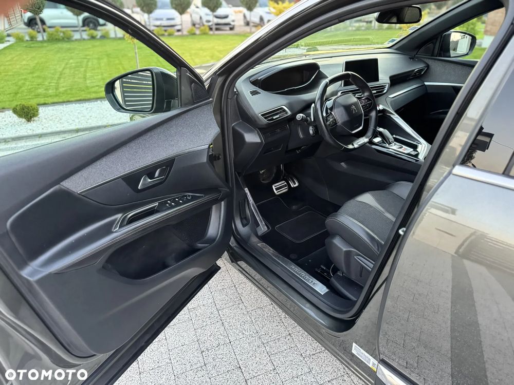 Peugeot 3008 - 24