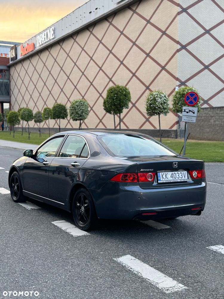 Honda Accord 2.0 i Comfort - 3