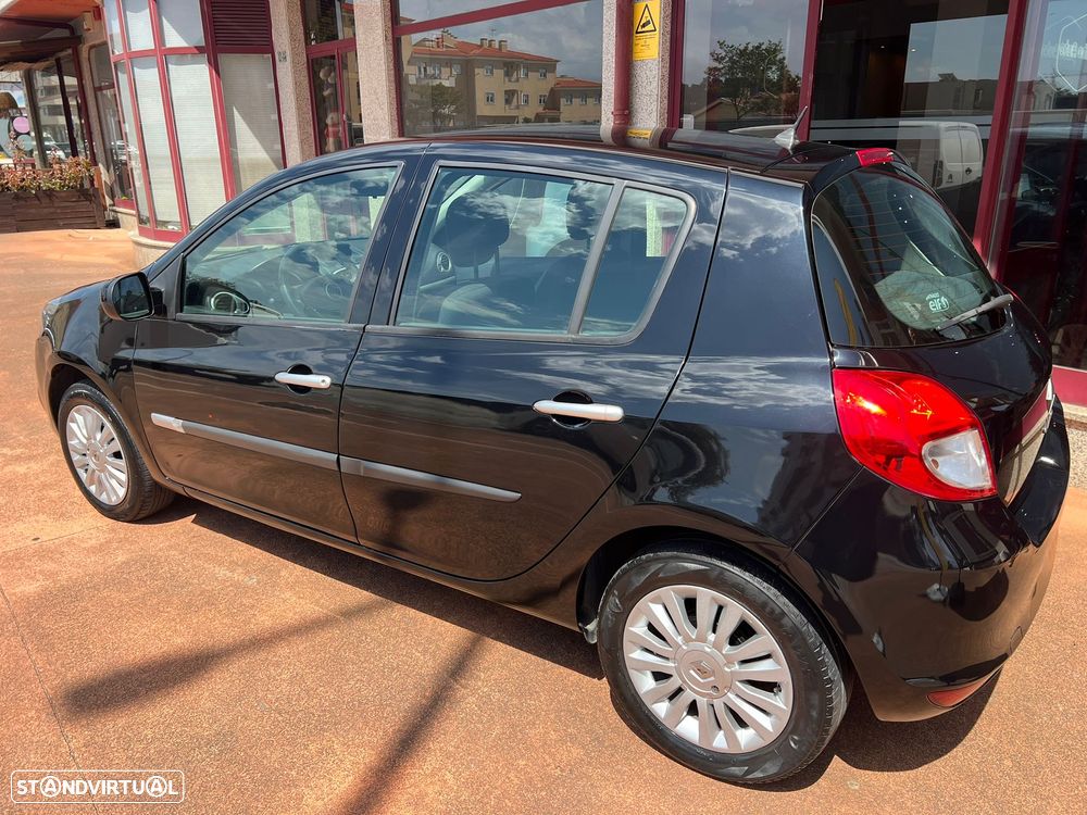 Renault Clio 1.2 16V Dynamique S - 5