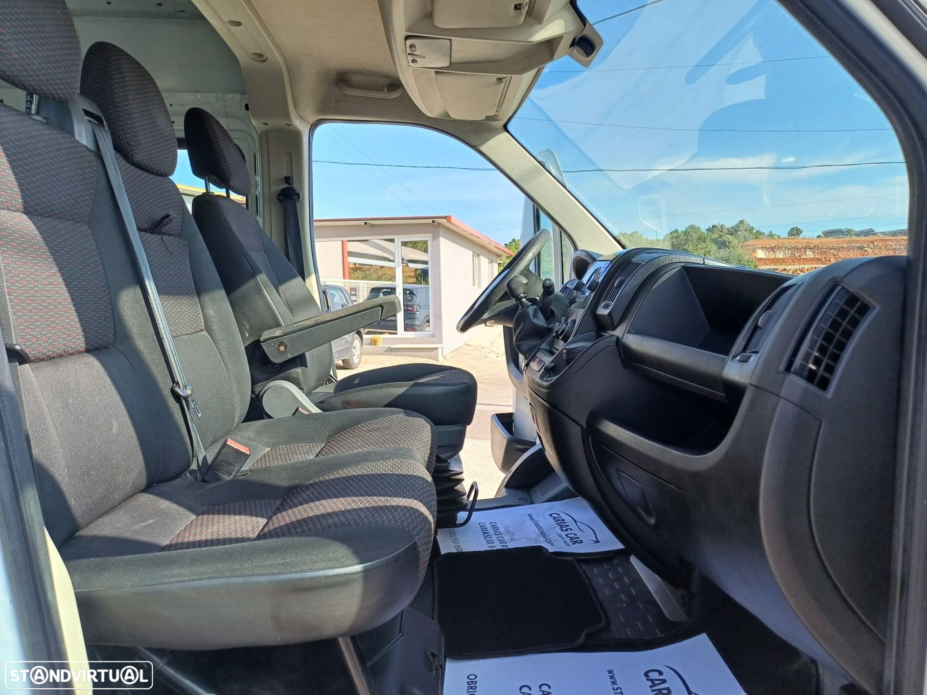 Peugeot Boxer 2.0 BlueHDi 333 L1H1 Pro - 12