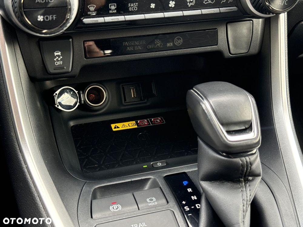 Toyota RAV4 - 17
