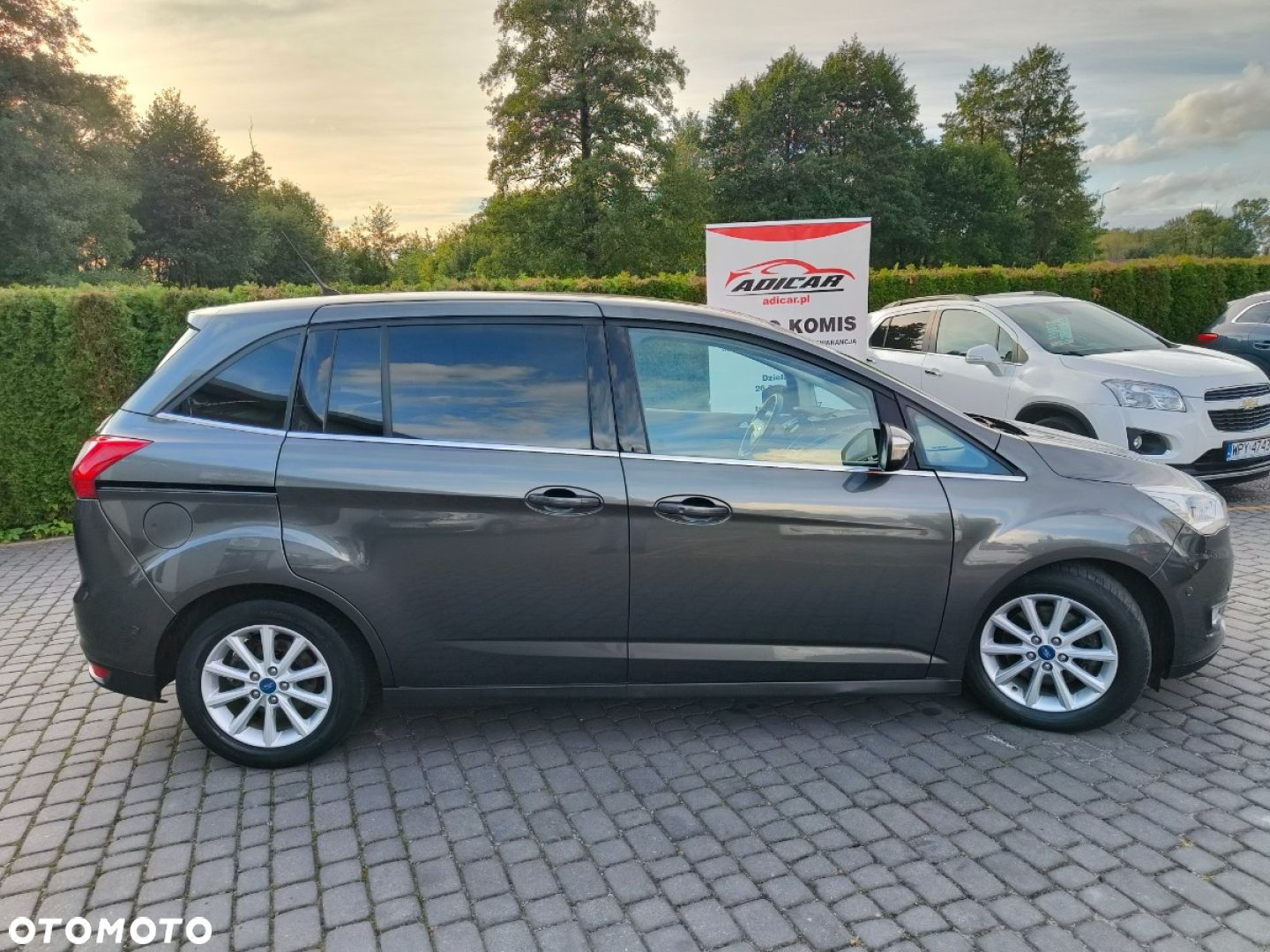 Ford Grand C-MAX - 5
