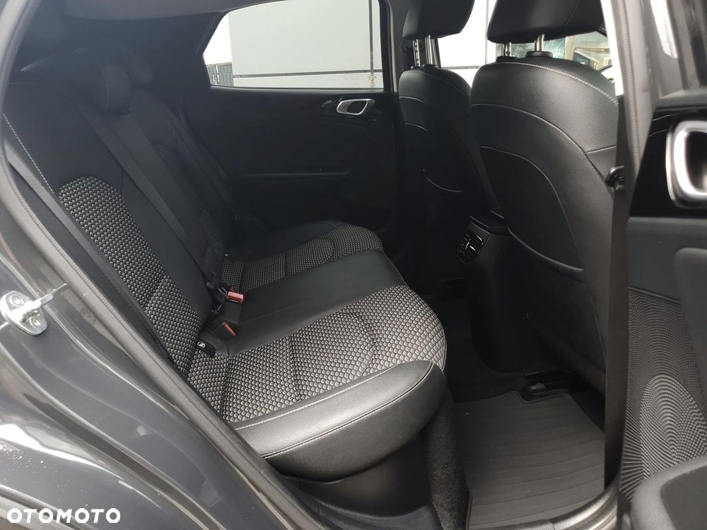 Kia XCeed 1.6 GDI PHEV L Business Line DCT - 10