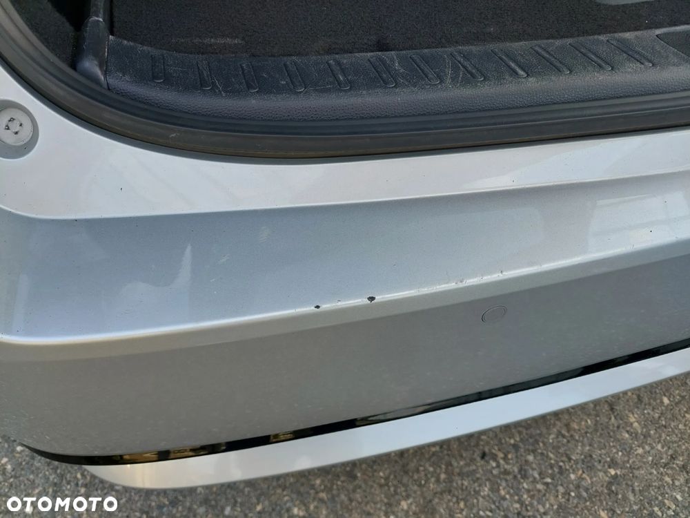 Toyota Corolla 1.8 Hybrid Comfort - 28