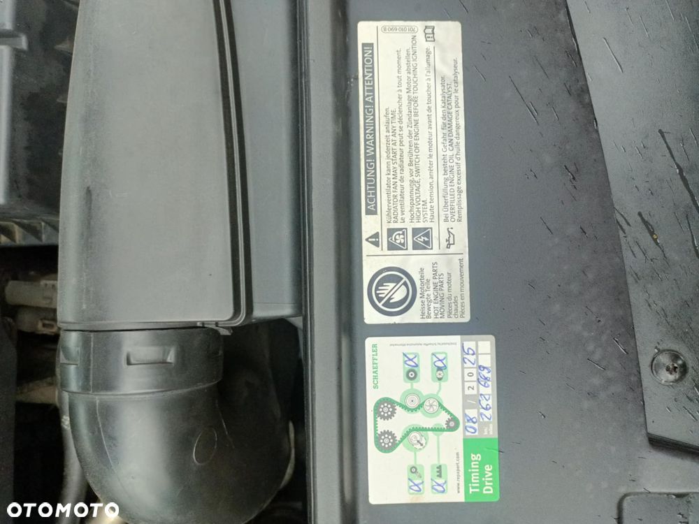 Volkswagen Passat Variant 2.0 TDI Comfortline R-Style DSG - 15