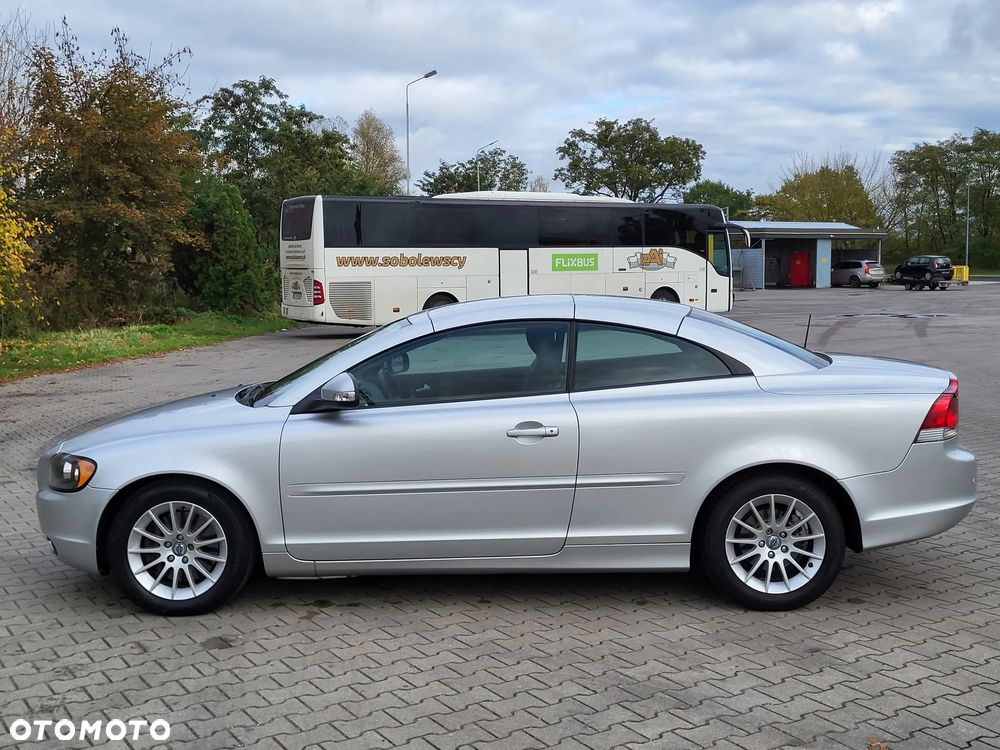 Volvo C70 2.0D Momentum - 23