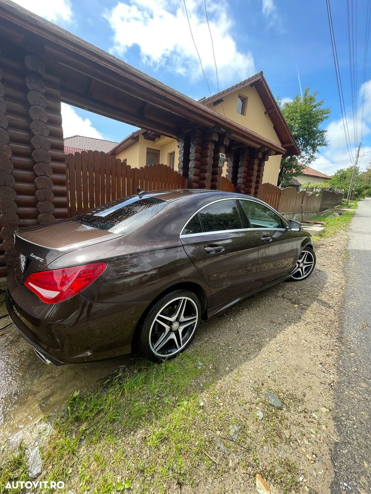Mercedes-Benz CLA 250 4Matic 7G-DCT - 2