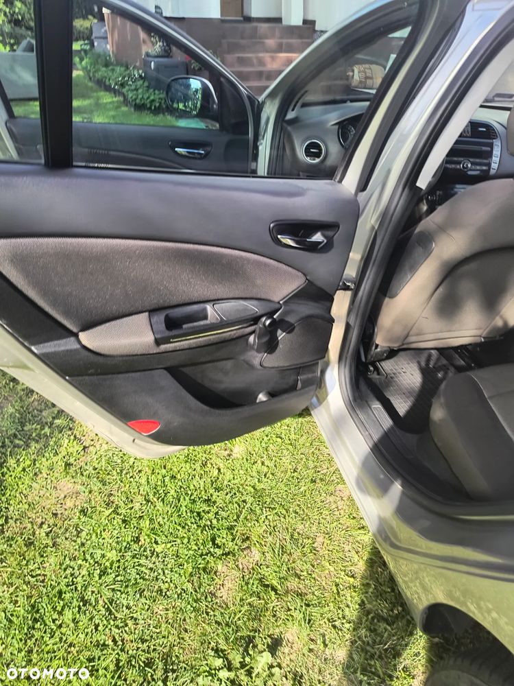 Fiat Bravo 1.9 Multijet Active - 11