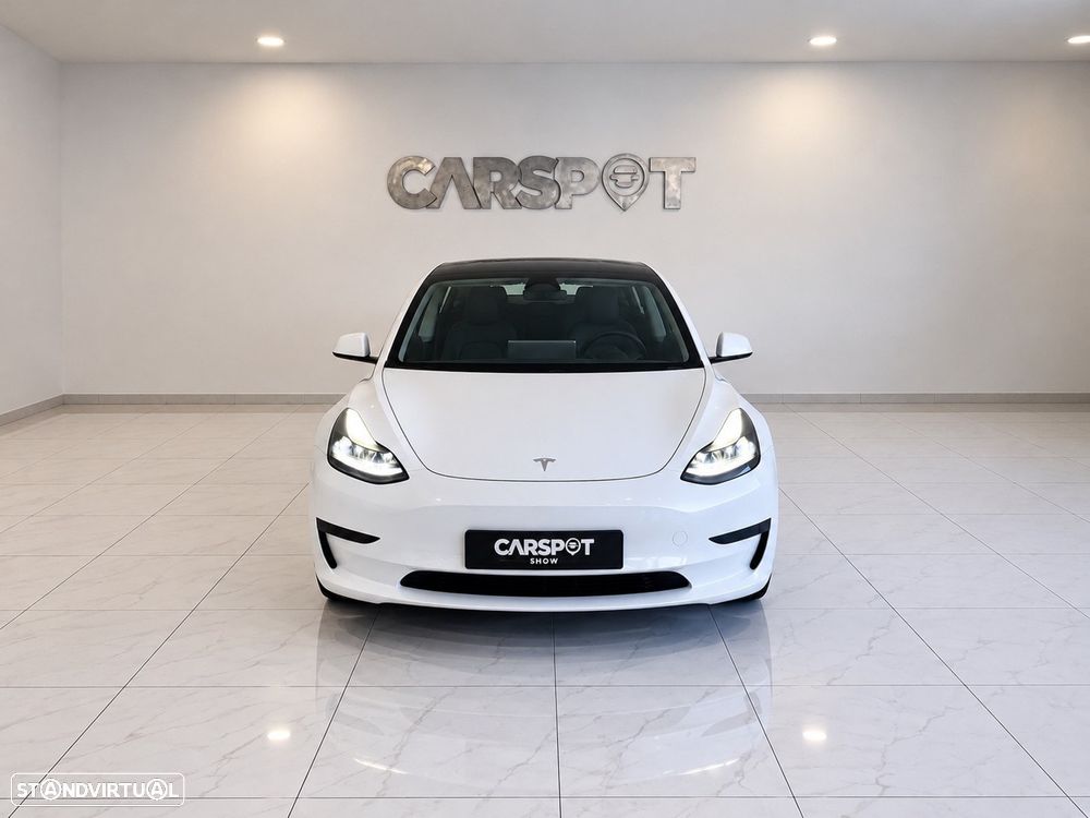 Tesla Model 3 2022 photo 2