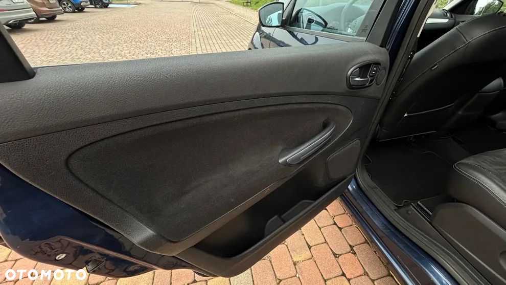 Ford S-Max 2.3 Titanium - 17
