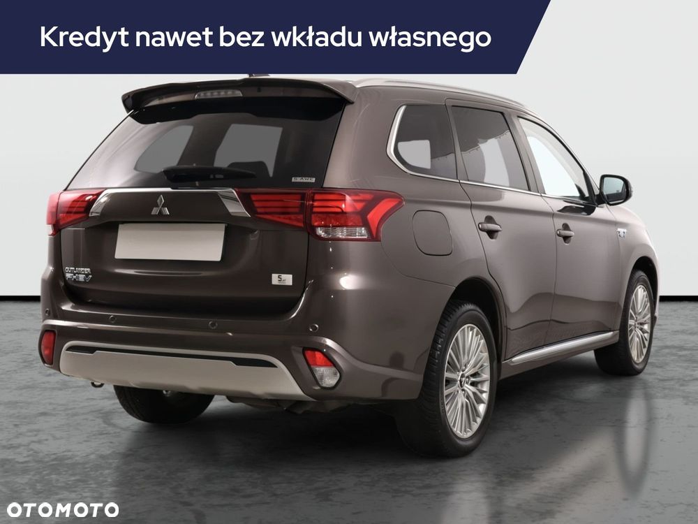Mitsubishi Outlander - 7