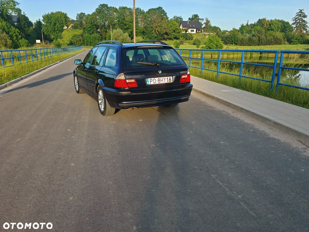 BMW Seria 3 320d - 4