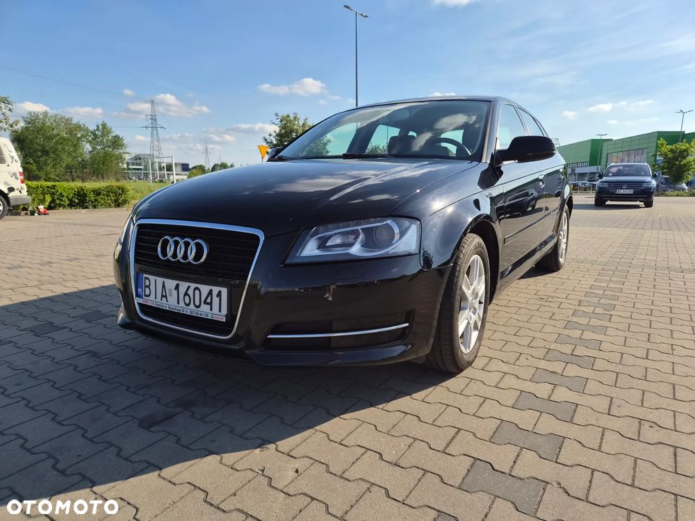 Audi A3 Sportback 1.2 TFSI Attraction - 1