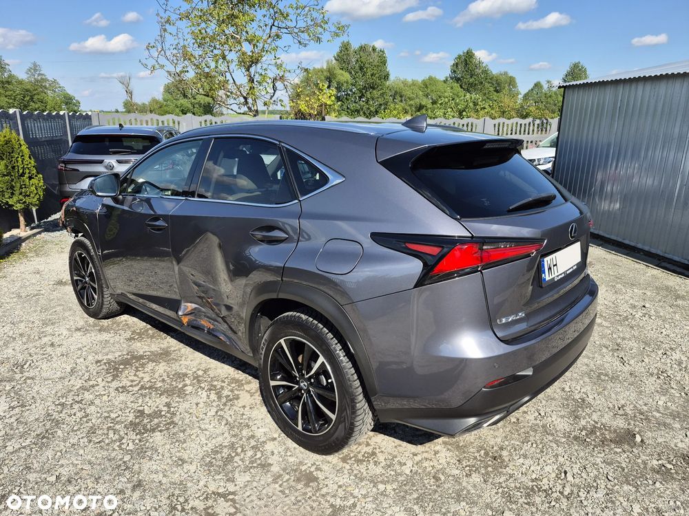 Lexus NX 300 F Impression AWD - 6