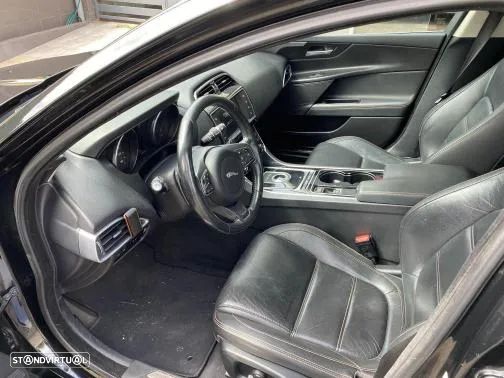 Jaguar XE 2.0 D R-Sport Aut. - 12