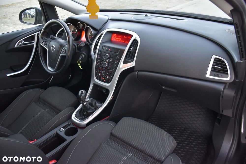 Opel Astra 1.4 Turbo Cosmo - 15