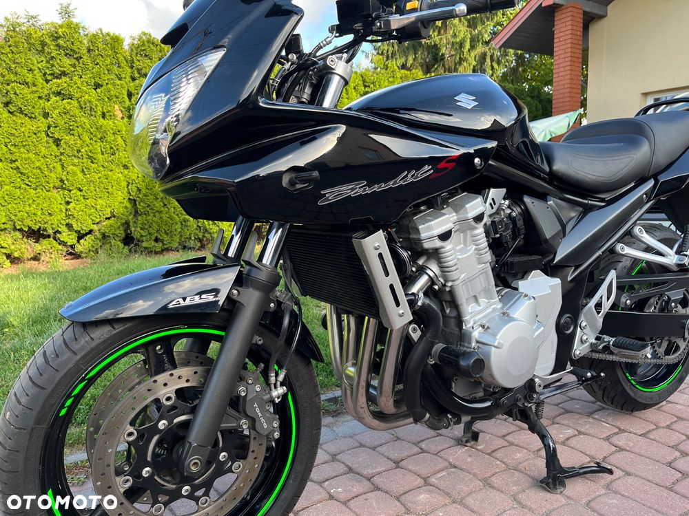 Suzuki Bandit - 27